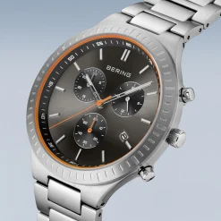 Titan Chrono | brushed silver | 11743-709