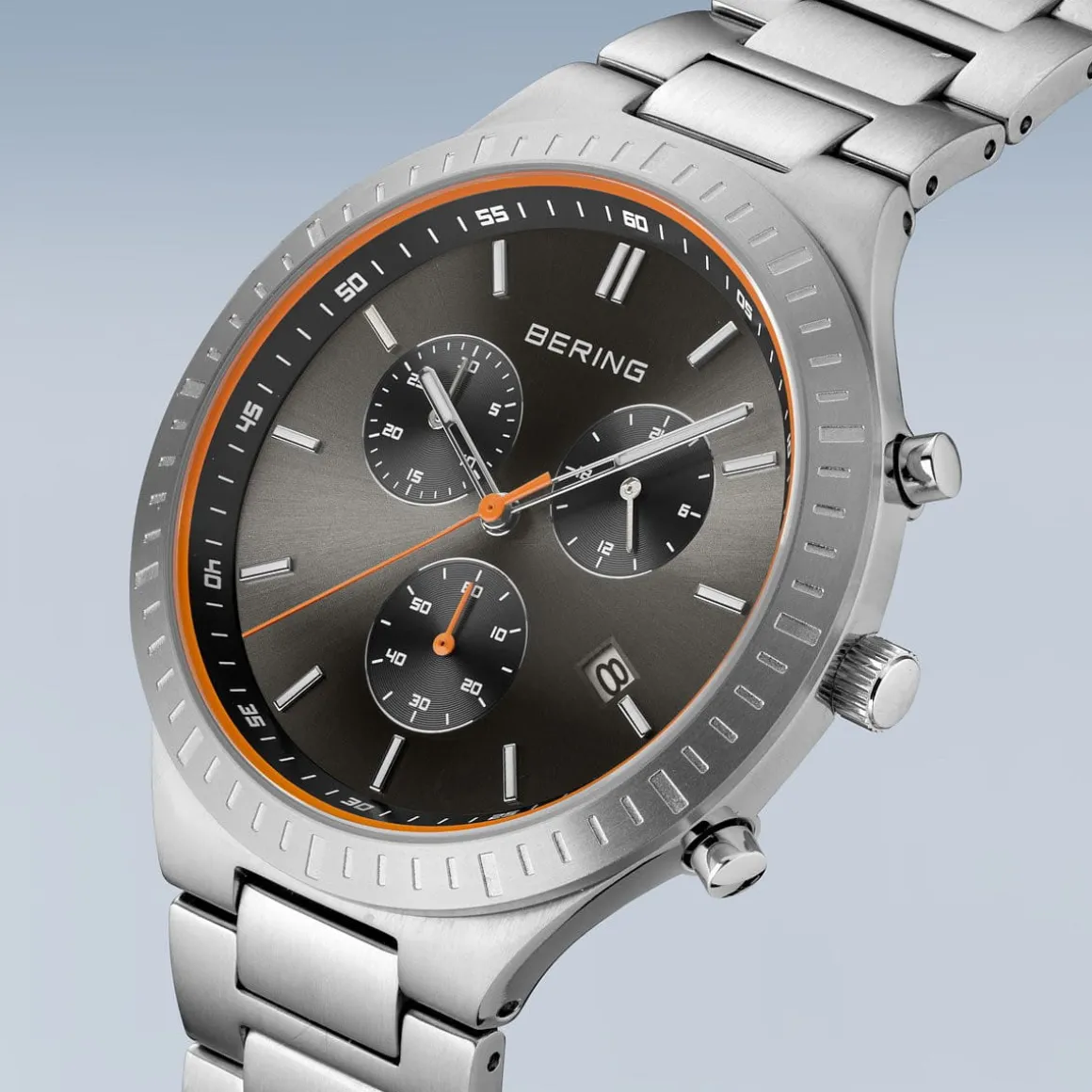 Titan Chrono | brushed silver | 11743-709