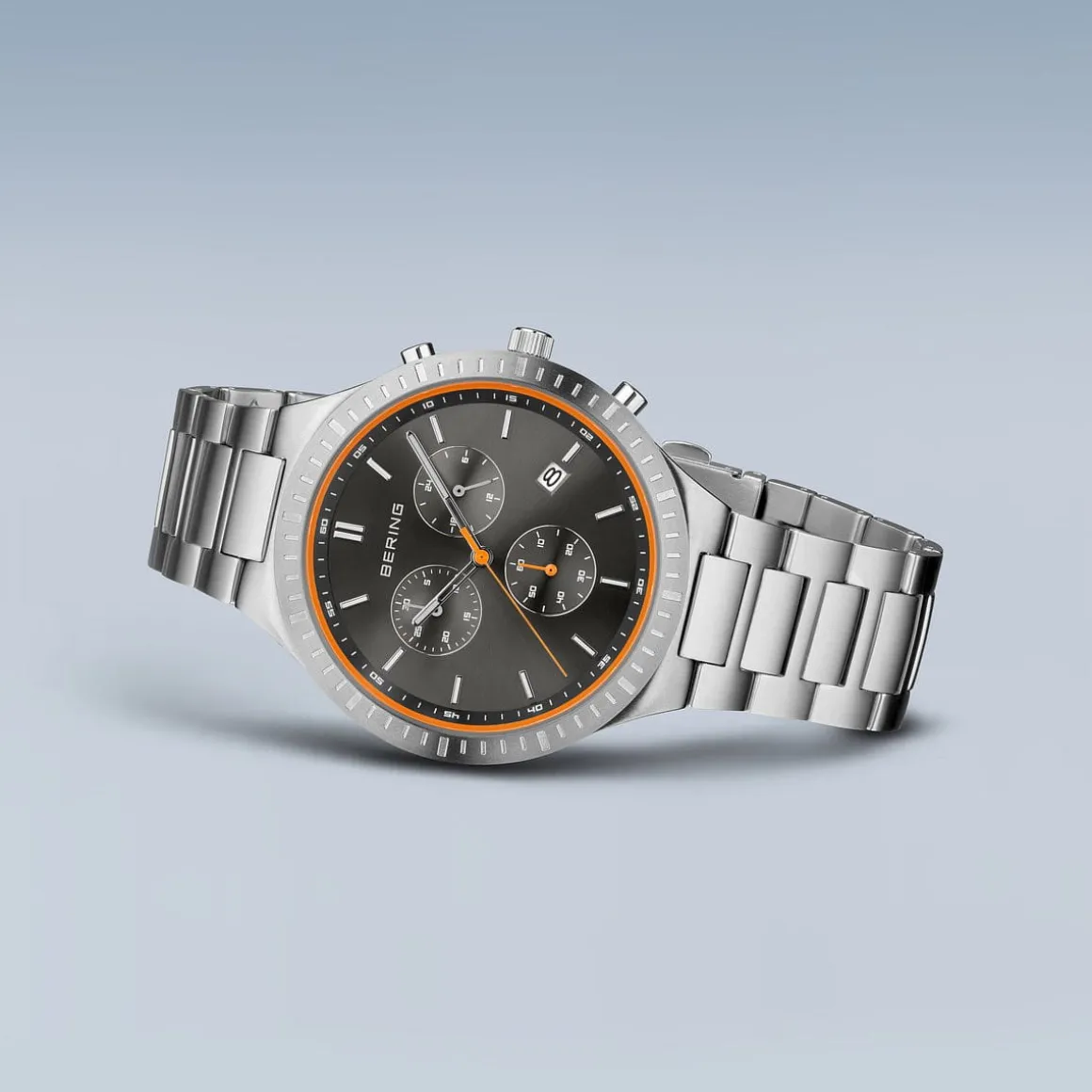 Titan Chrono | brushed silver | 11743-709