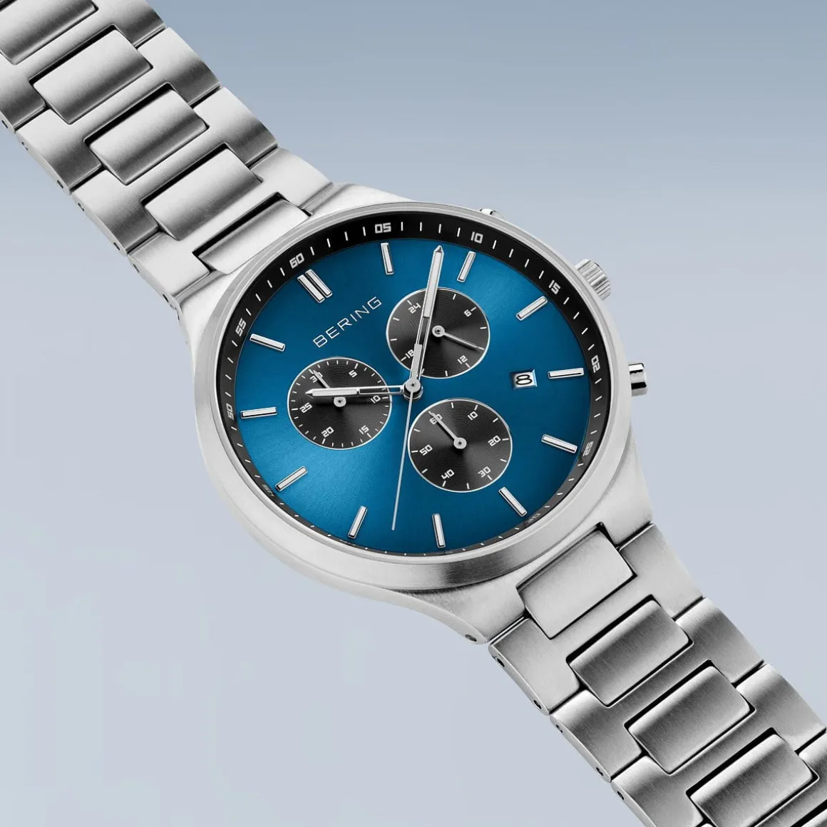 Titan Chrono | brushed silver | 11743-707